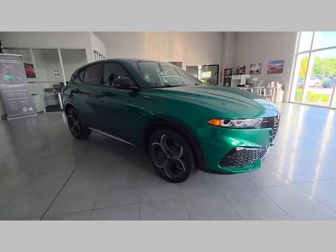 New 2026 Alfa Romeo Tonale w/ Active Assist Package AWD/4WD image 37