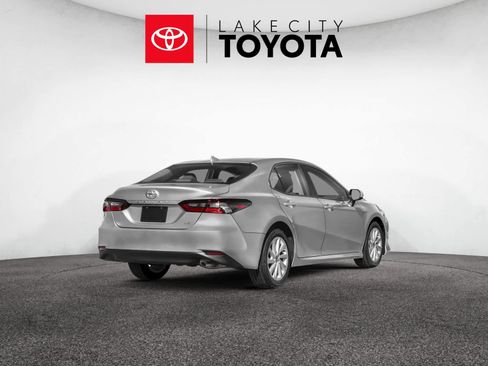 Used 2024 Toyota Camry LE w/ Convenience Package image 2