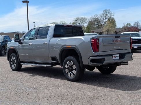 New 2026 GMC Sierra 3500 Denali w/ Denali Reserve Package AWD/4WD image 9