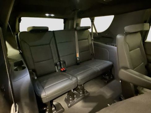 Used 2025 GMC Yukon XL Denali image 26