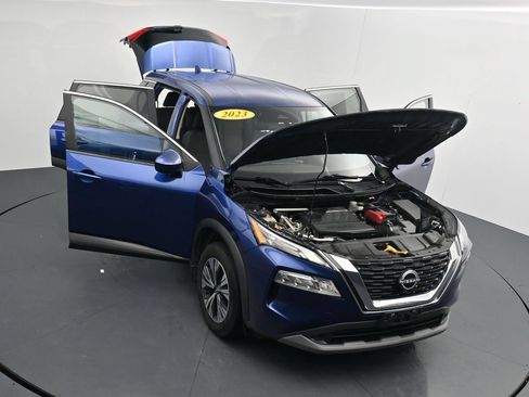 Used 2023 Nissan Rogue SV AWD/4WD image 40