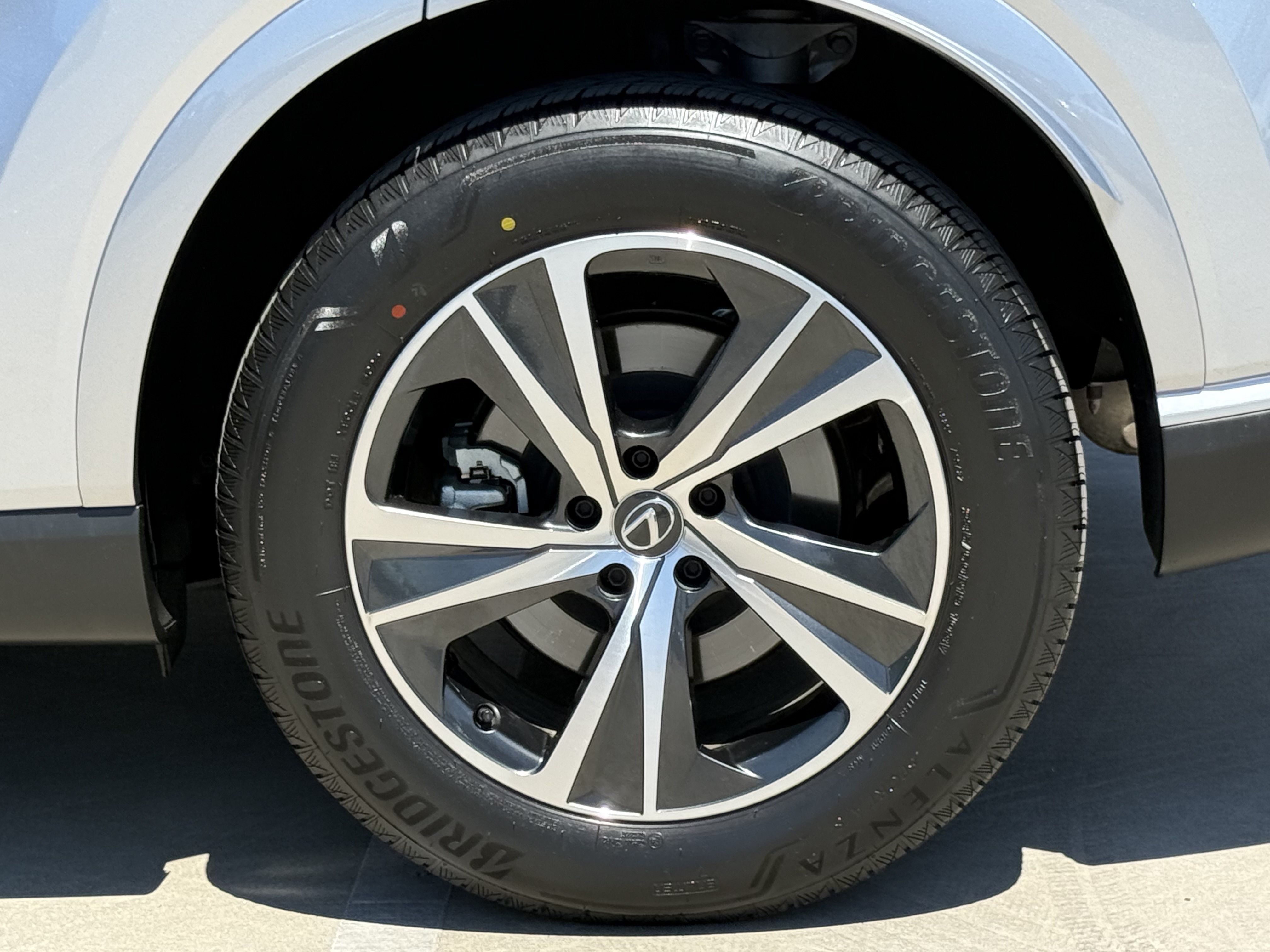 Certified 2025 Lexus RX 350 Premium w/ Accessory Package FWD image 16