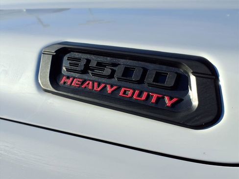 Used 2019 RAM 3500 Tradesman image 31