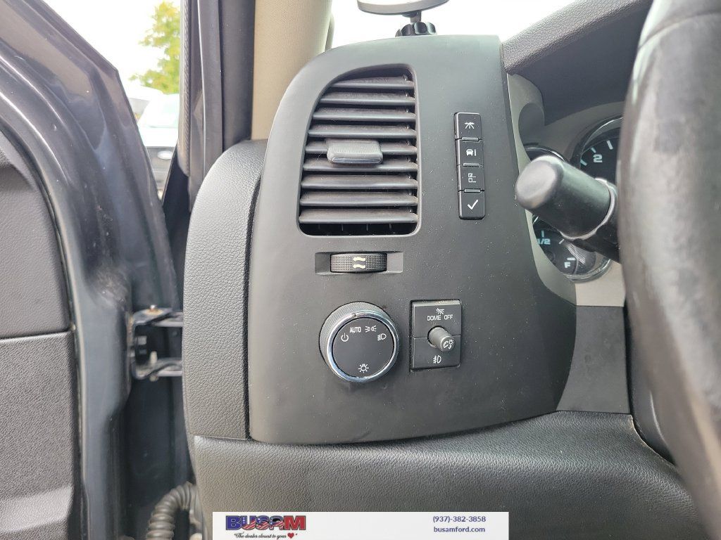 Used 2011 GMC Sierra 1500 SLE w/ Power Tech Package AWD/4WD image 19