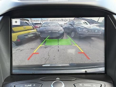 Used 2016 Ford Escape SE w/ SE Leather Comfort Package image 18