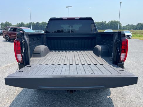 Used 2023 GMC Sierra 1500 Elevation AWD/4WD image 6