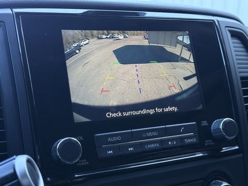 Used 2021 Nissan Titan S w/ S Utility Package image 16