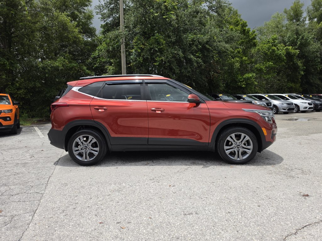 Used 2022 Kia Seltos S FWD image 3