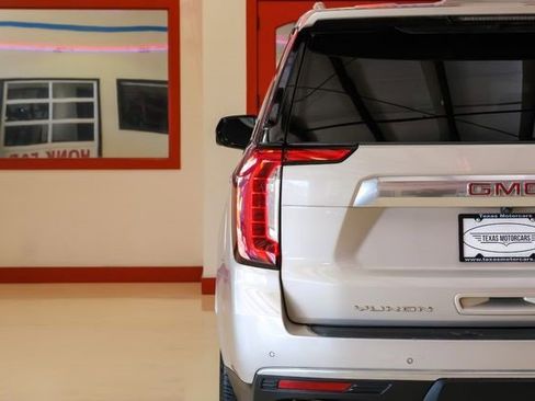 Used 2022 GMC Yukon XL Denali image 51