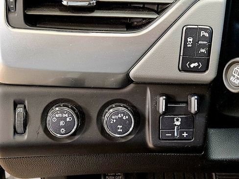 Used 2017 Chevrolet Tahoe LT image 46