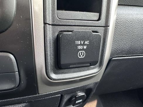 Used 2015 RAM 1500 Big Horn AWD/4WD image 24