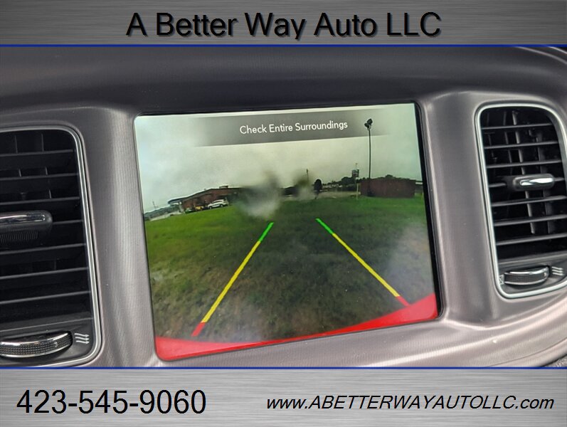Used 2023 Dodge Charger SXT RWD image 14