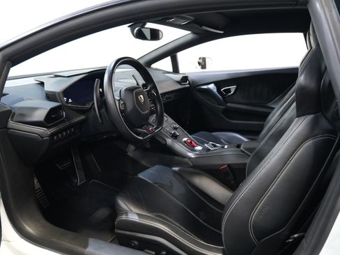 Used 2015 Lamborghini Huracan LP 610-4 AWD/4WD image 27