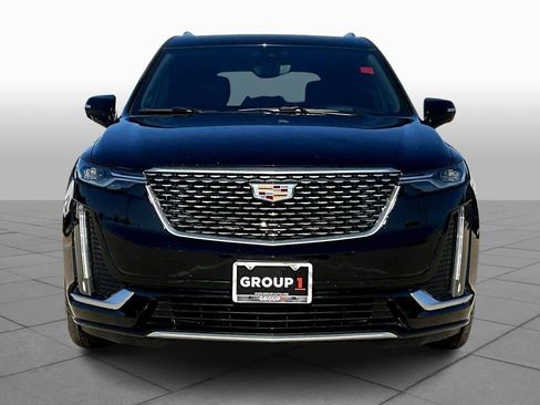 Used 2023 Cadillac XT6 Premium Luxury w/ Technology Package image 3