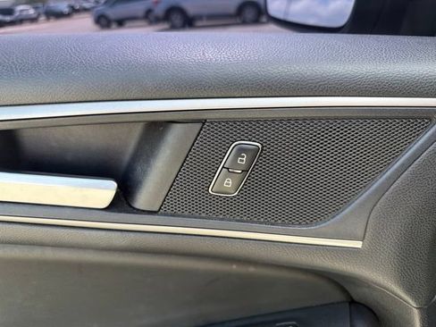 Used 2022 Ford Edge SEL AWD/4WD image 13