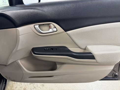 Used 2013 Honda Civic LX image 24