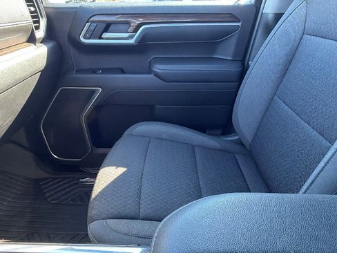 Used 2022 Chevrolet Silverado 1500 RST AWD/4WD image 12