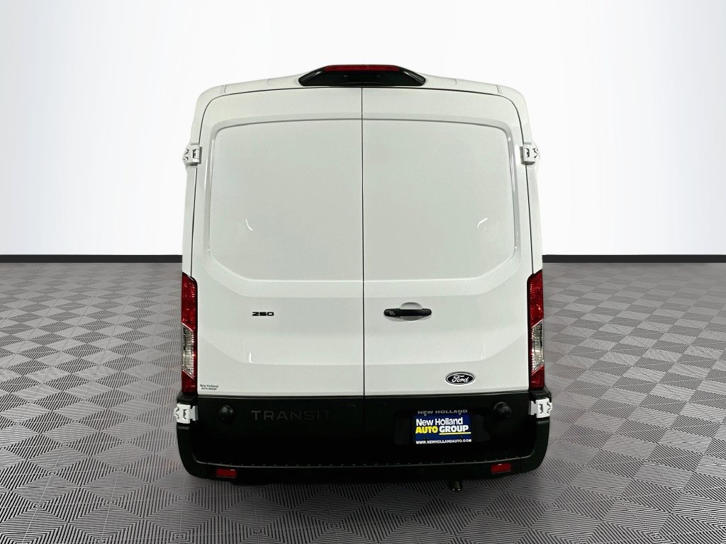 New 2027 Ford Transit 250 148 Medium Roof RWD image 7