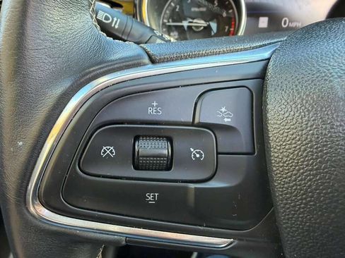 Used 2020 Buick Encore GX Select w/ Experience Buick Package image 16