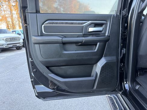 Used 2024 RAM 2500 Big Horn w/ Bed Utility Group image 22