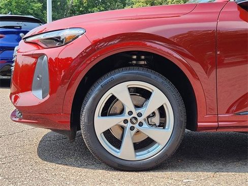 New 2025 Audi Q5 2.0T Premium Plus image 9