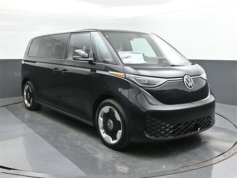 New 2025 Volkswagen ID. Buzz Pro S image 22