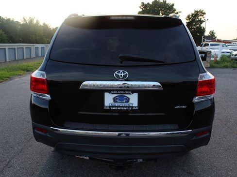 Used 2012 Toyota Highlander Limited w/ Tow Pkg AWD/4WD image 6