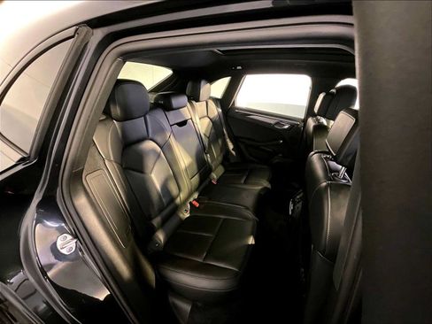 Certified 2024 Porsche Macan AWD/4WD image 23