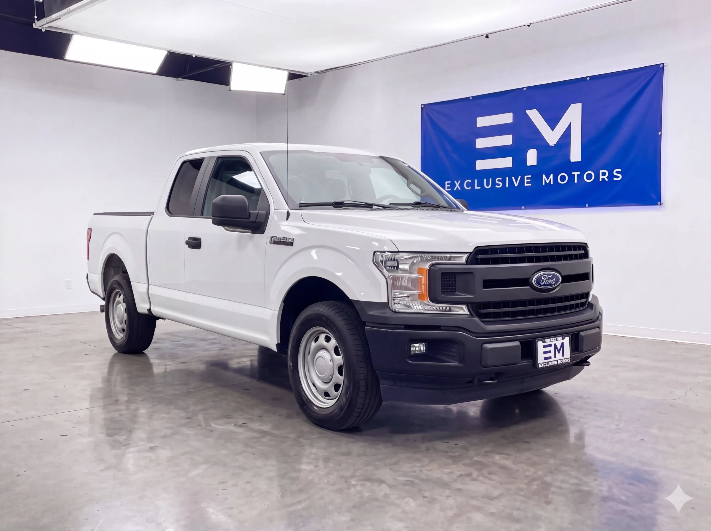 Used 2018 Ford F150 XL w/ Equipment Group 101A Mid RWD image 1