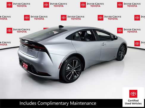 Certified 2026 Toyota Prius XLE AWD/4WD image 5