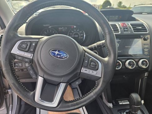 Used 2017 Subaru Forester 2.5i Touring AWD/4WD image 21