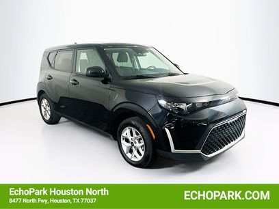 Used 2025 Kia Soul LX w/ LX Technology Package