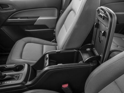 Used 2017 Chevrolet Colorado W/T w/ WT Convenience Package image 18