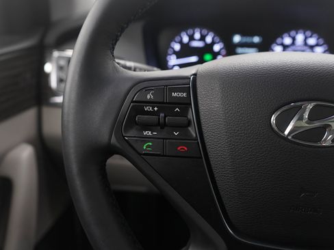 Used 2015 Hyundai Sonata Limited w/ Option Group 06 image 25