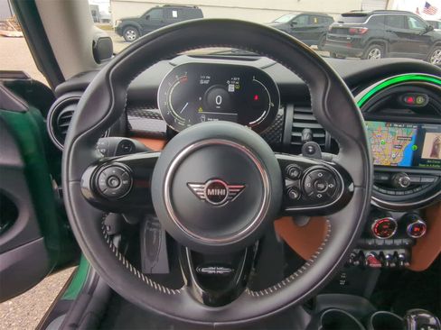 Used 2021 MINI Cooper S image 27