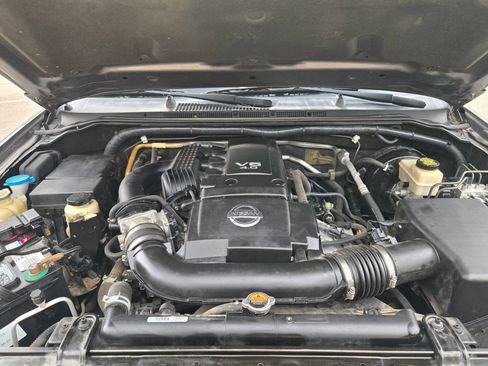 Used 2017 Nissan Frontier SV w/ SV Value Truck Package image 32