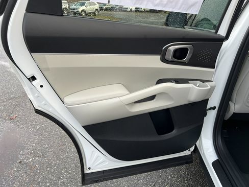New 2025 Kia Sorento EX image 27