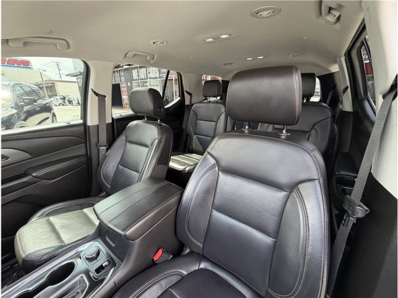 Used 2020 Chevrolet Traverse Premier FWD image 20