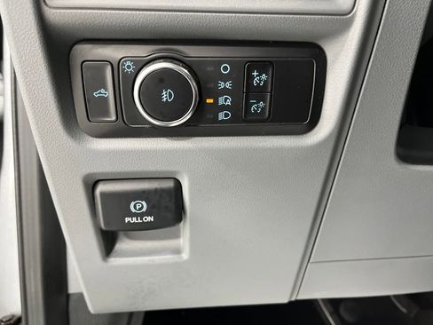 Used 2023 Ford F150 XLT image 33