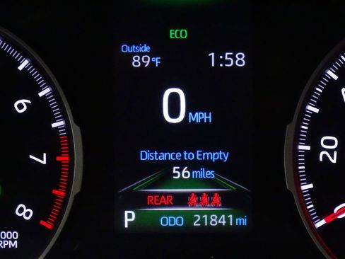 Used 2021 Toyota RAV4 XLE Premium image 34