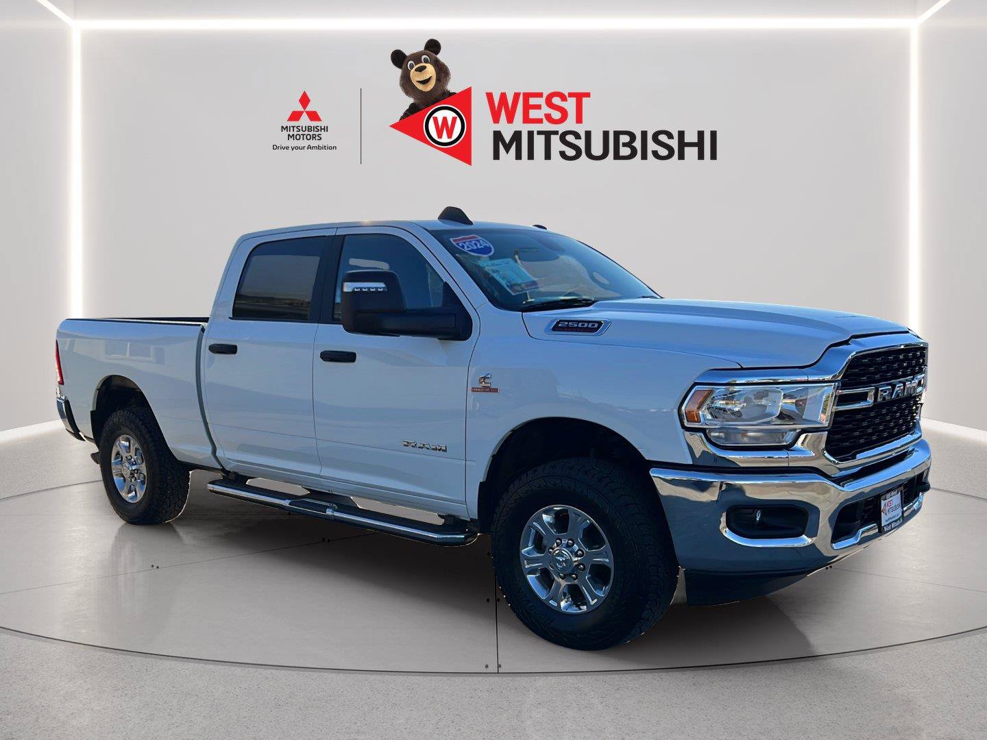 Used 2024 RAM 2500 Big Horn AWD/4WD image 7
