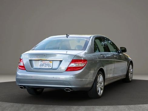Used 2009 Mercedes-Benz C 300 Sedan image 4