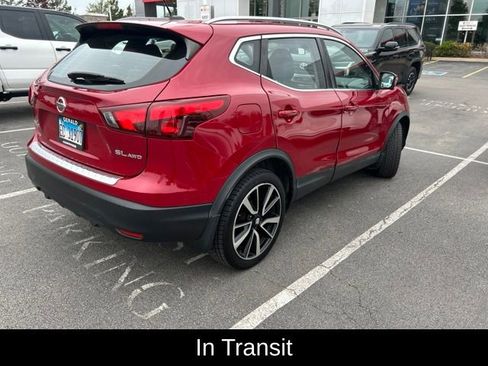 Used 2018 Nissan Rogue Sport SL w/ SL Premium Package AWD/4WD image 3
