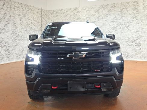 Used 2022 Chevrolet Silverado 1500 LT Trail Boss w/ Convenience Package II image 4