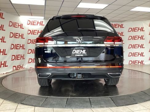 Used 2023 Volkswagen Atlas SE AWD/4WD image 6