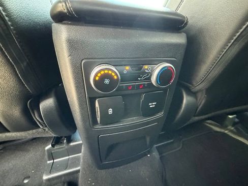 Used 2023 Ford Explorer Limited w/ Limited Technology Package AWD/4WD image 12