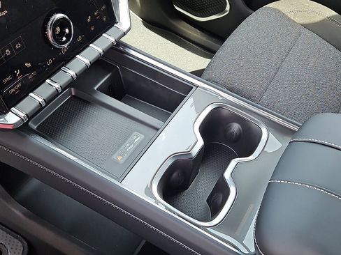 New 2026 GMC Acadia Elevation image 20