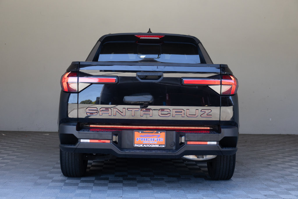 Used 2023 Hyundai Santa Cruz SEL w/ Activity Package FWD image 11