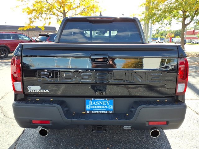 Certified 2025 Honda Ridgeline RTL image 9
