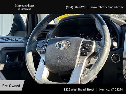 Used 2022 Toyota 4Runner SR5 Premium w/ Moonroof Package image 19